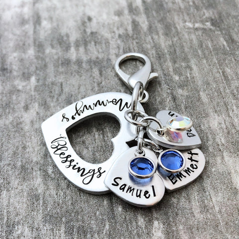 MOMMY'S BLESSINGS HEART KEYCHAIN